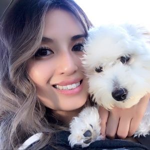 Meet your Posher, Cassandra